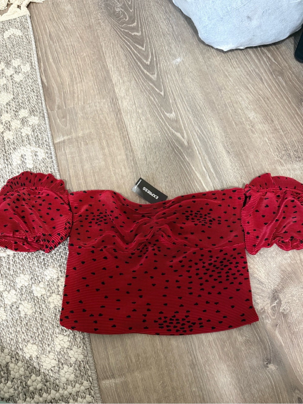 Express Red Off-Shoulder Puff Sleeve Crop Top with Black Dot Accent